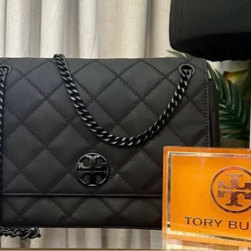 AuthenticTory Burch Black Quilted Shoulder Bag with Chain Straps